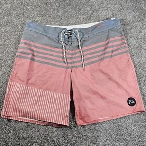 Quiksilver Board Shorts Mens 38 Red Grey Striped Surf Swim Trunks Beachwear
